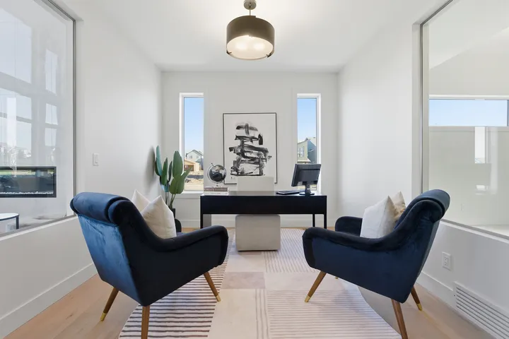 Room before virtual staging